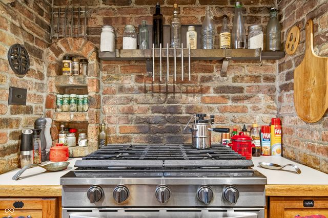 7020 N 400 W, Columbus, IN 47201