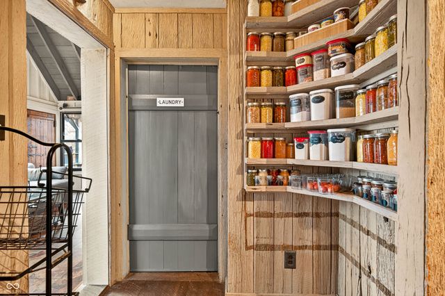 7020 N 400 W, Columbus, IN 47201