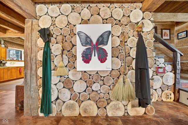 7020 N 400 W, Columbus, IN 47201