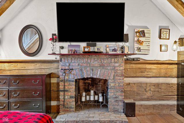 7020 N 400 W, Columbus, IN 47201