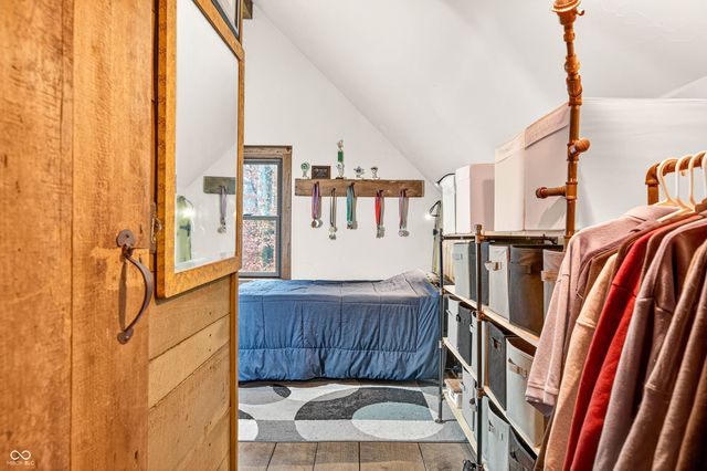 7020 N 400 W, Columbus, IN 47201