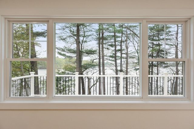 50 Pine Grove Rd, Lunenburg, MA 01462