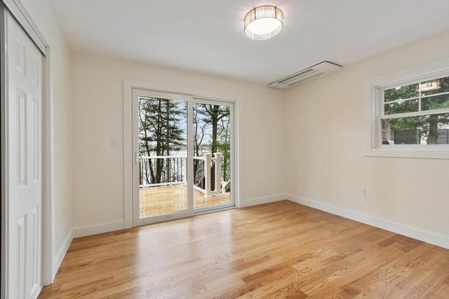 50 Pine Grove Rd, Lunenburg, MA 01462