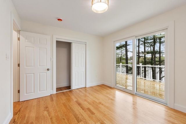 50 Pine Grove Rd, Lunenburg, MA 01462