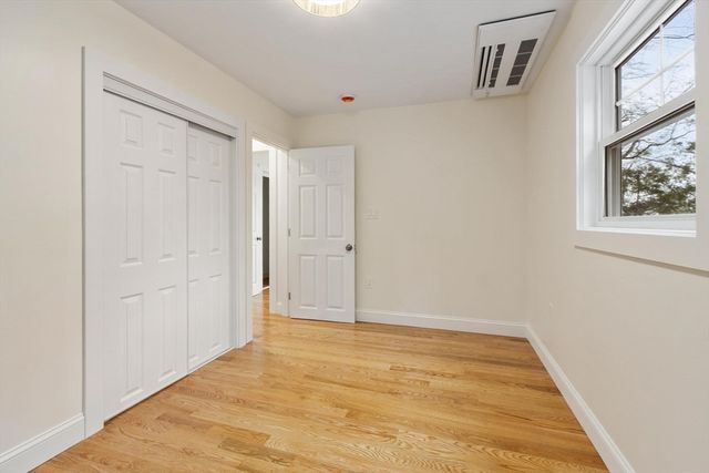 50 Pine Grove Rd, Lunenburg, MA 01462