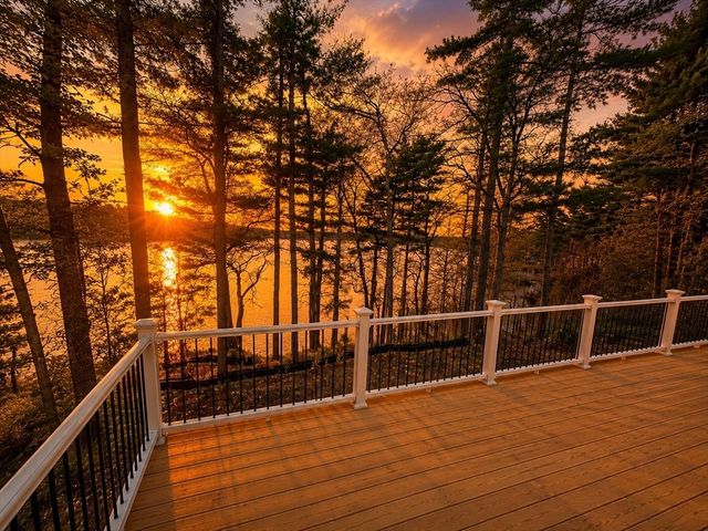 50 Pine Grove Rd, Lunenburg, MA 01462