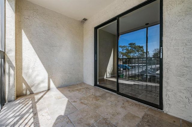 13602 S VILLAGE DRIVE 1204, Tampa, FL 33618