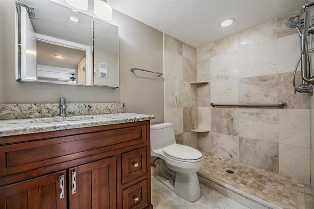 13602 S VILLAGE DRIVE 1204, Tampa, FL 33618