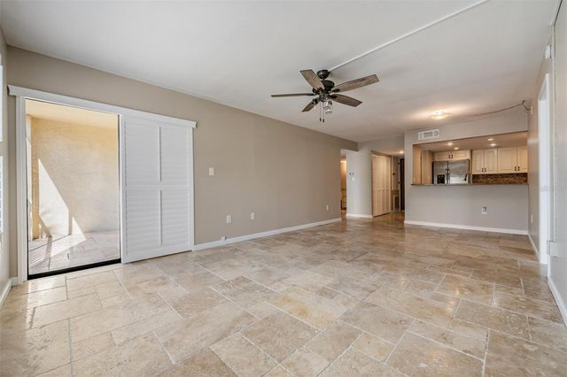 13602 S VILLAGE DRIVE 1204, Tampa, FL 33618