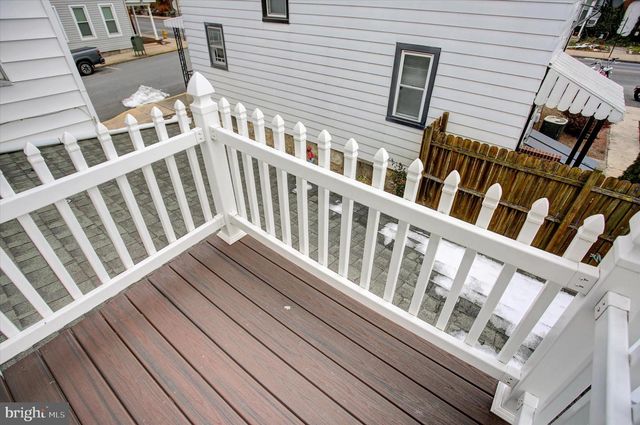 28 S WASHINGTON STREET, Shippensburg, PA 17257