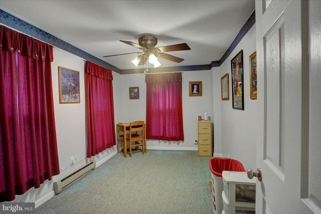 28 S WASHINGTON STREET, Shippensburg, PA 17257