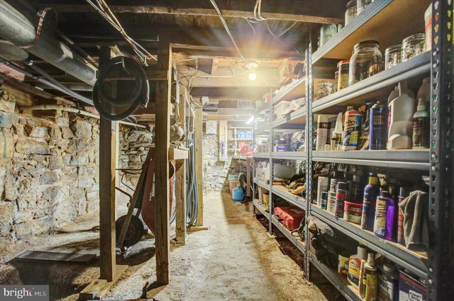 28 S WASHINGTON STREET, Shippensburg, PA 17257