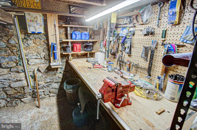 28 S WASHINGTON STREET, Shippensburg, PA 17257