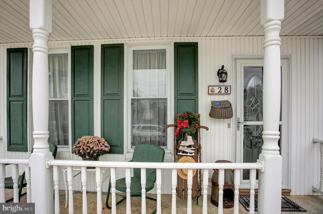 28 S WASHINGTON STREET, Shippensburg, PA 17257