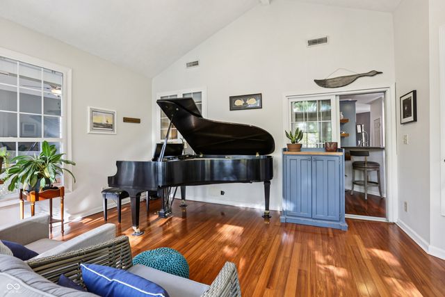 629 Beaverbrook Drive, Carmel, IN 46032