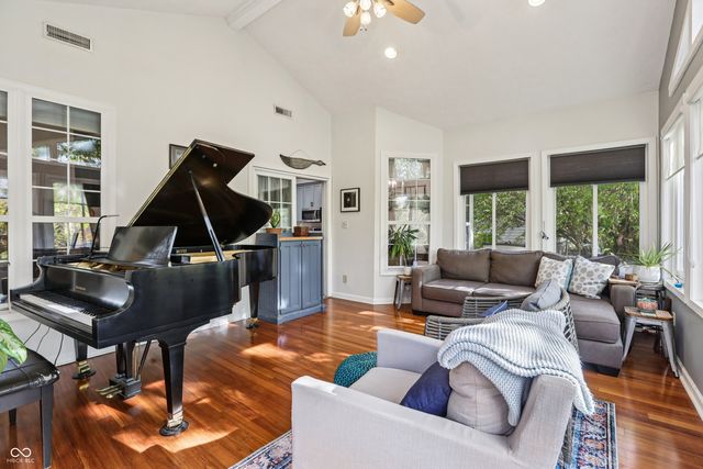 629 Beaverbrook Drive, Carmel, IN 46032