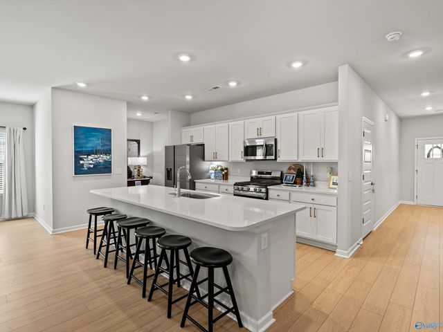 21613 Ginn Point Road, Athens, AL 35613