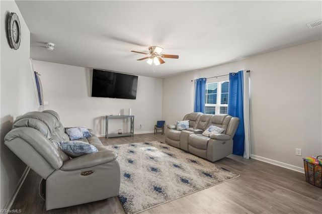 6850 Keeneland Drive, Whitsett, NC 27377