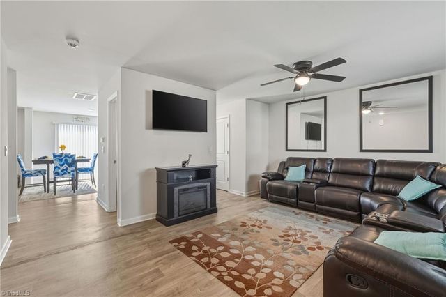 6850 Keeneland Drive, Whitsett, NC 27377