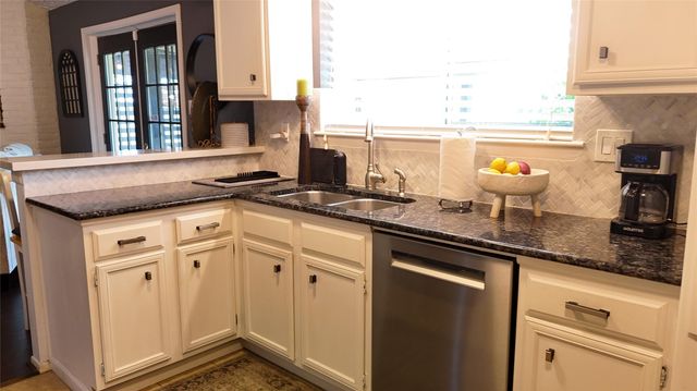 442 Elder Vista Drive, Houston, TX 77598