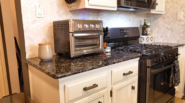 442 Elder Vista Drive, Houston, TX 77598