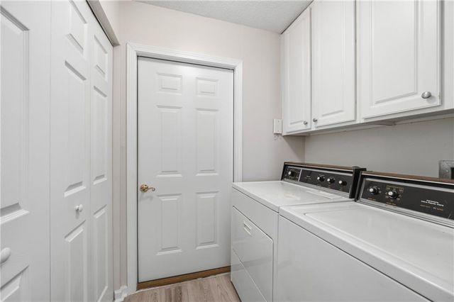 19108 Harvest Ridge Lane 19, Johns Creek, GA 30022