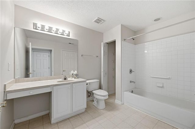 19108 Harvest Ridge Lane 19, Johns Creek, GA 30022