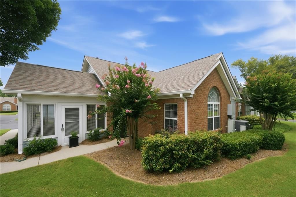 19108 Harvest Ridge Lane 19, Johns Creek, GA 30022