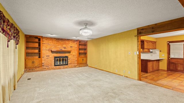 601 cottonwood Drive, Tuttle, OK 73089