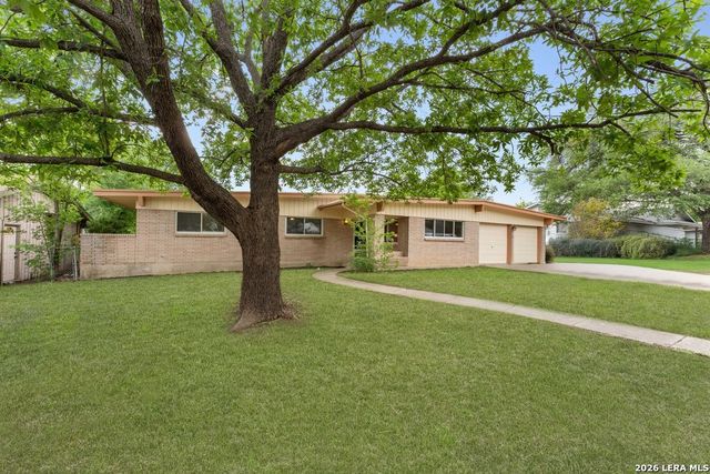 9823 John Rolfe Dr, San Antonio, TX 78230