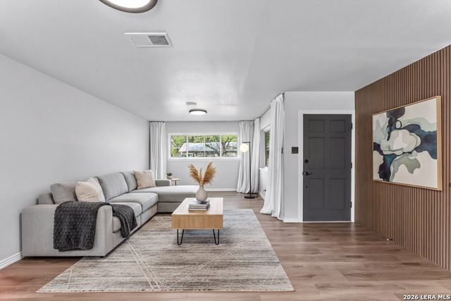 9823 John Rolfe Dr, San Antonio, TX 78230