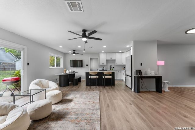 9823 John Rolfe Dr, San Antonio, TX 78230