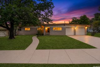 9823 John Rolfe Dr, San Antonio, TX 78230