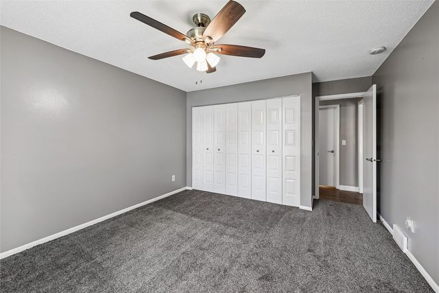 190 Cottage Grove SE 208, Cedar Rapids, IA 52403