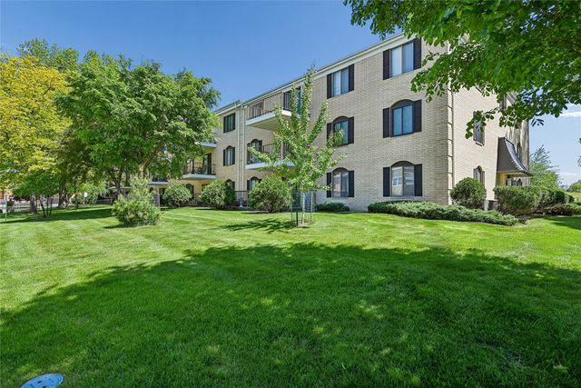 190 Cottage Grove SE 208, Cedar Rapids, IA 52403
