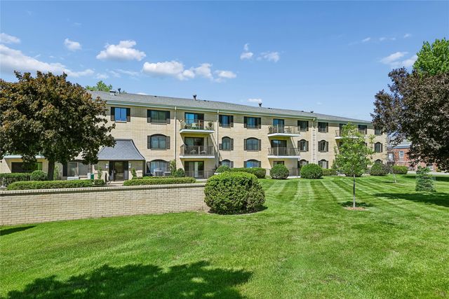 190 Cottage Grove SE 208, Cedar Rapids, IA 52403