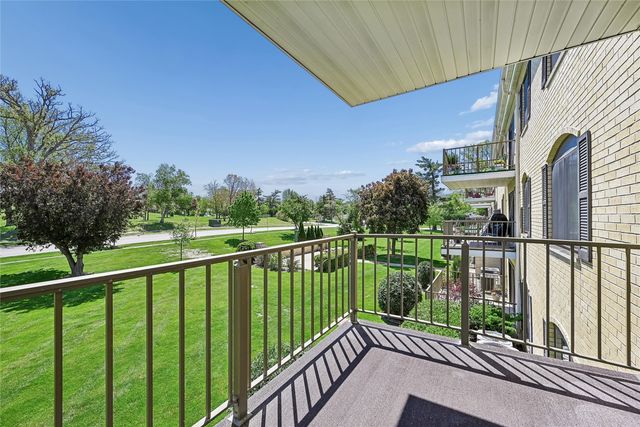 190 Cottage Grove SE 208, Cedar Rapids, IA 52403