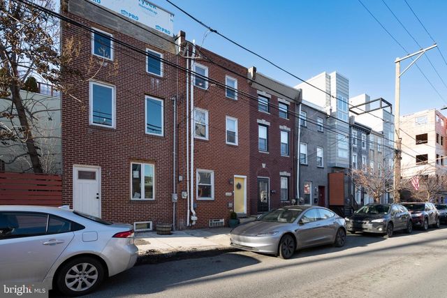 2406 CORAL ST, Philadelphia, PA 19125