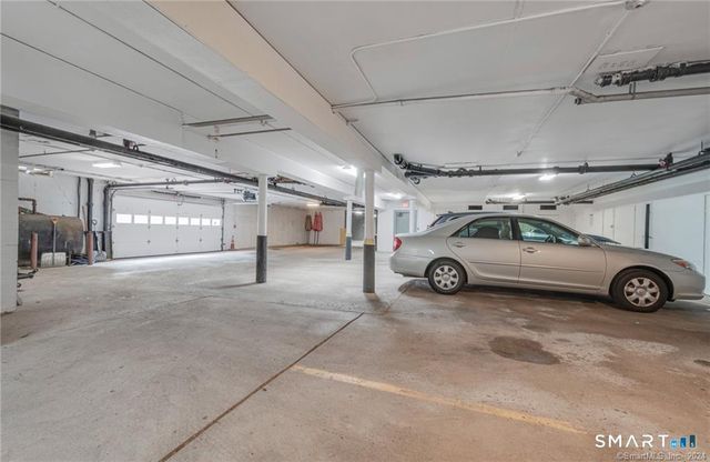 115 South Main Street C17, West Hartford, CT 06107