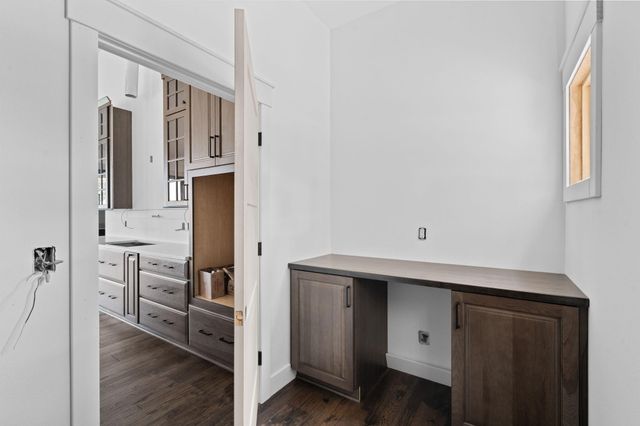 170 Riverpointe View, Ozark, MO 65721