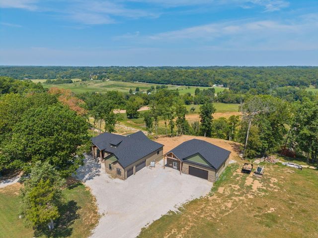 170 Riverpointe View, Ozark, MO 65721