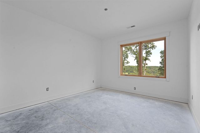170 Riverpointe View, Ozark, MO 65721
