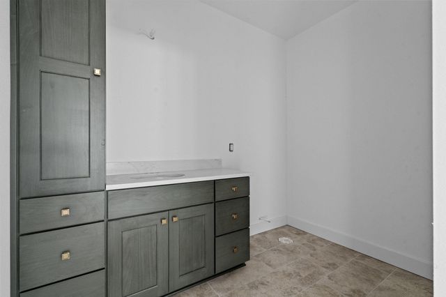 170 Riverpointe View, Ozark, MO 65721