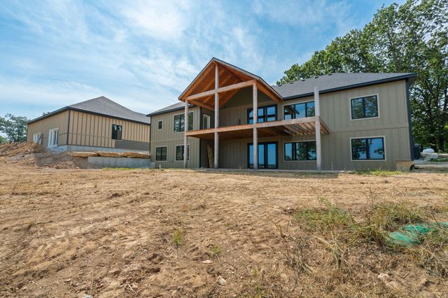 170 Riverpointe View, Ozark, MO 65721