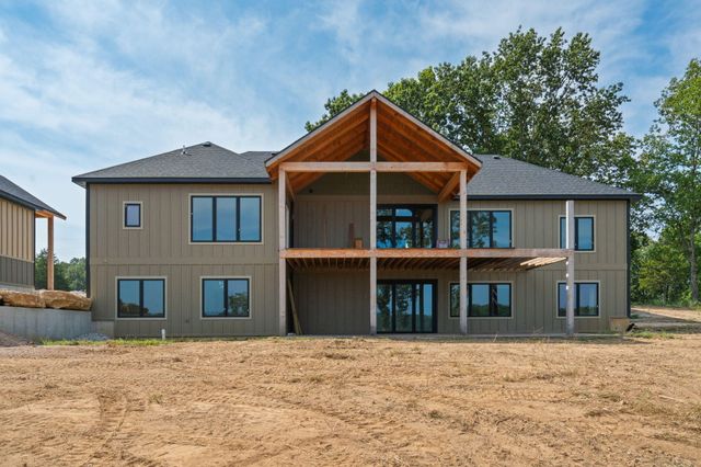 170 Riverpointe View, Ozark, MO 65721