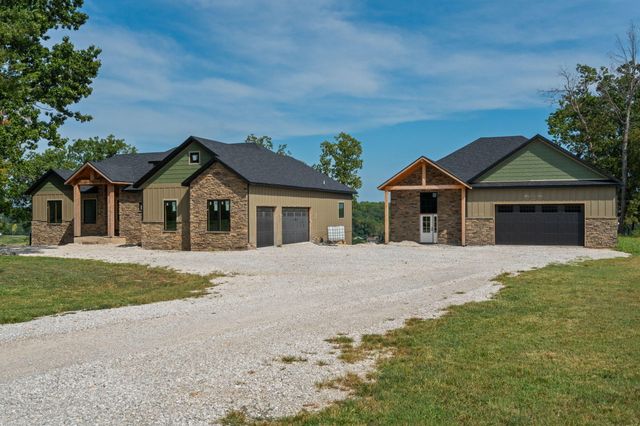 170 Riverpointe View, Ozark, MO 65721