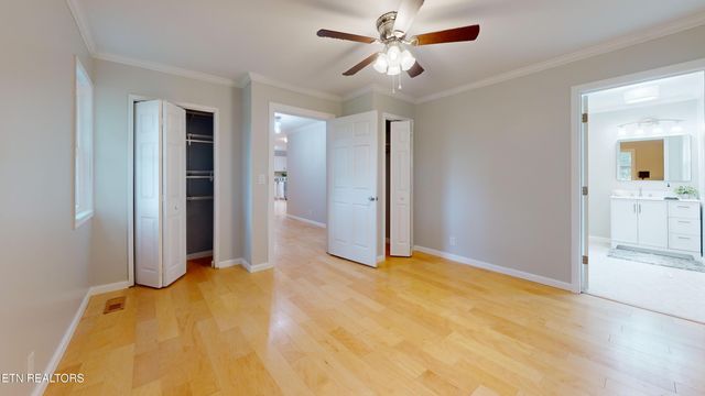 3766 Old Bridge Rd, Cookeville, TN 38506