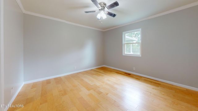 3766 Old Bridge Rd, Cookeville, TN 38506