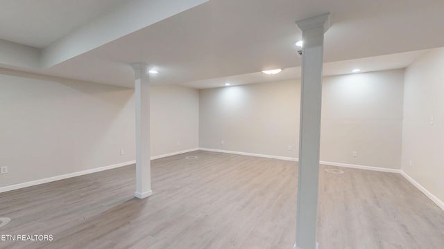 3766 Old Bridge Rd, Cookeville, TN 38506