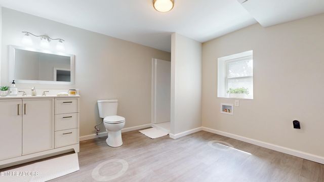 3766 Old Bridge Rd, Cookeville, TN 38506